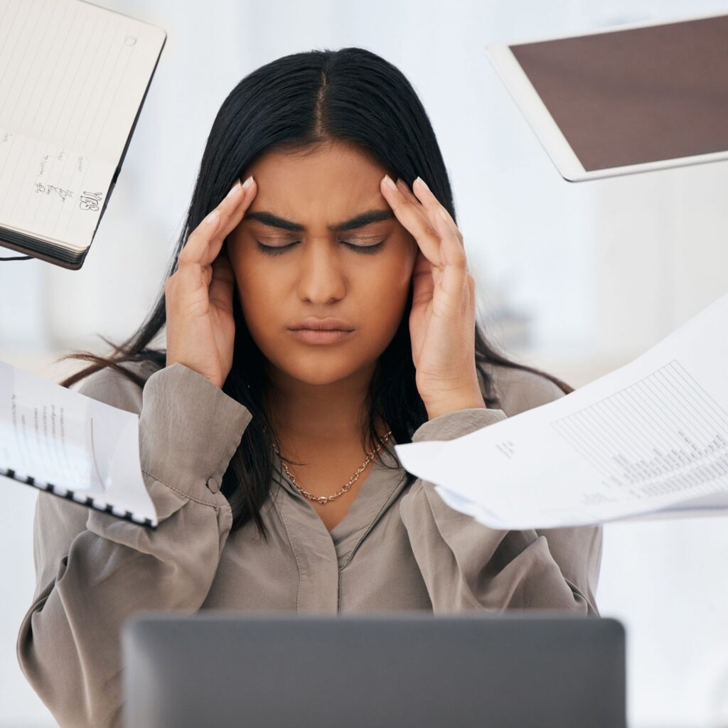 Burn-out : 5 signes d'alerte à connaître + conseils prévention